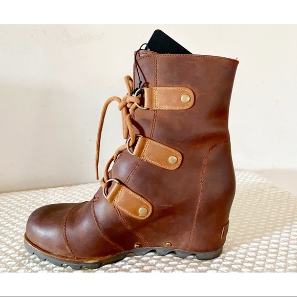 “IT BOOT”- SOREL JOAN OF ARCTIC WEDGE BOOT-EUC-9.5 - Picture 10 of 14